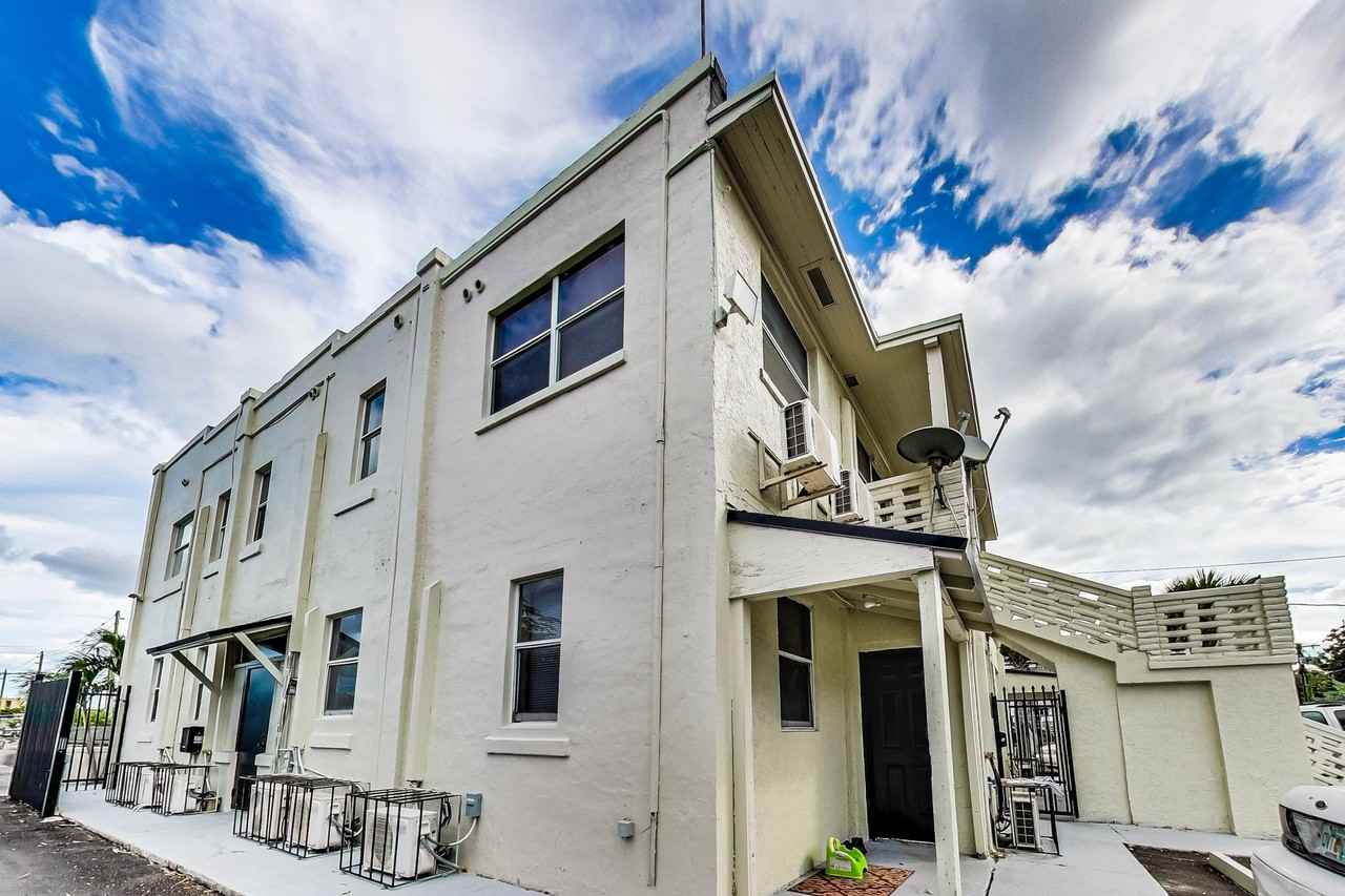 50 Little River - Photo 7 of 10