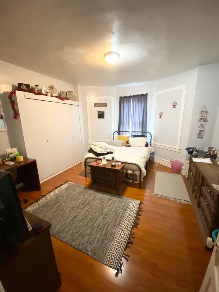 3107 Niagara St - Photo 7 of 38