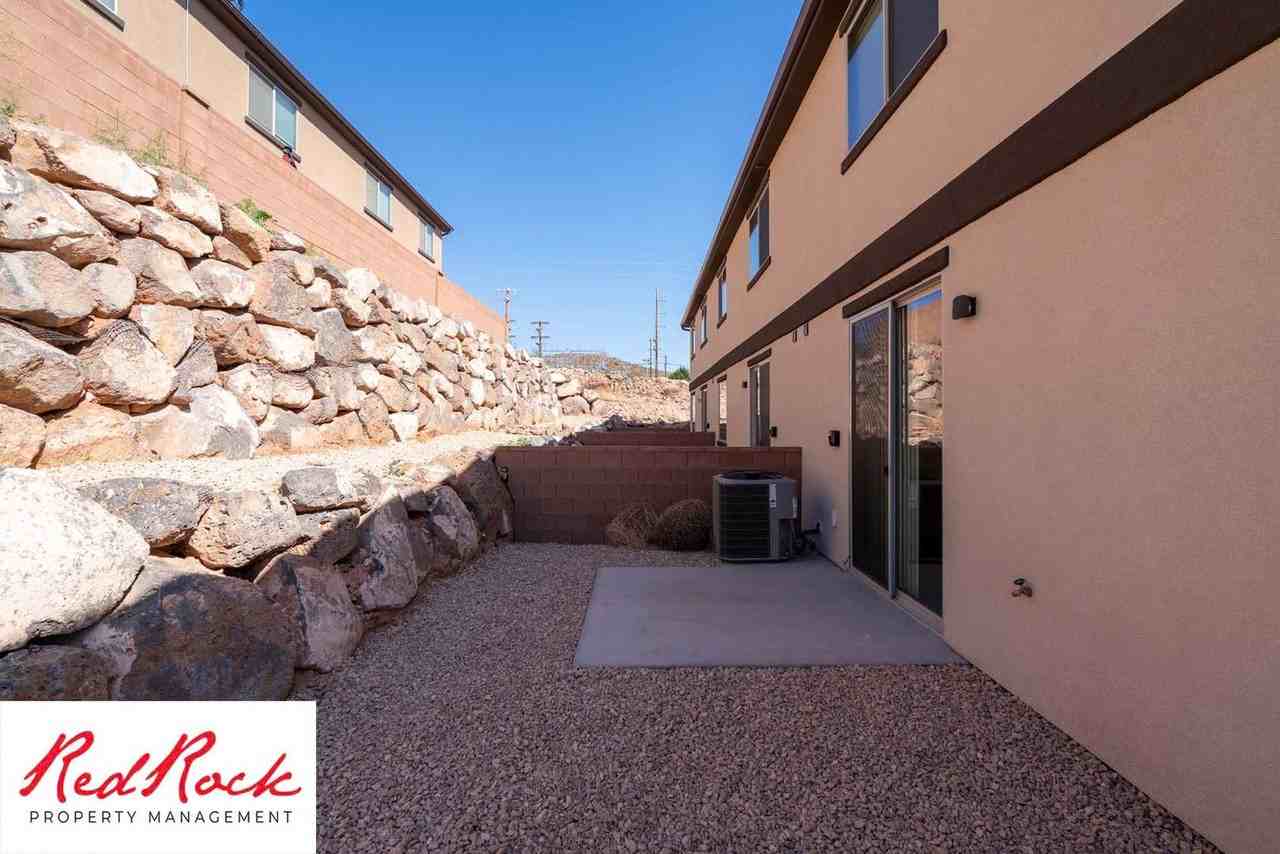 488 W 540 N - Photo 6 of 50