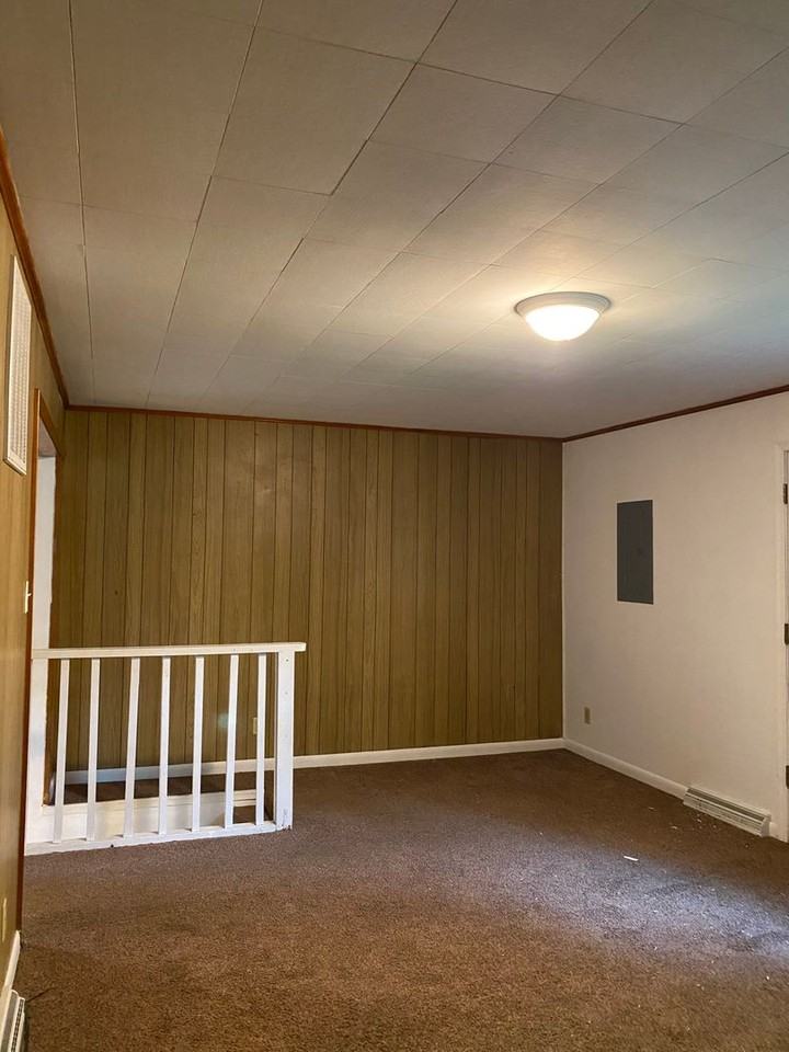 20307 Jefferson Blvd. - Photo 2 of 10