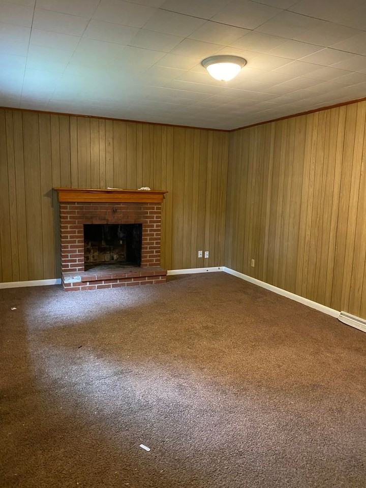 20307 Jefferson Blvd. - Photo 3 of 10