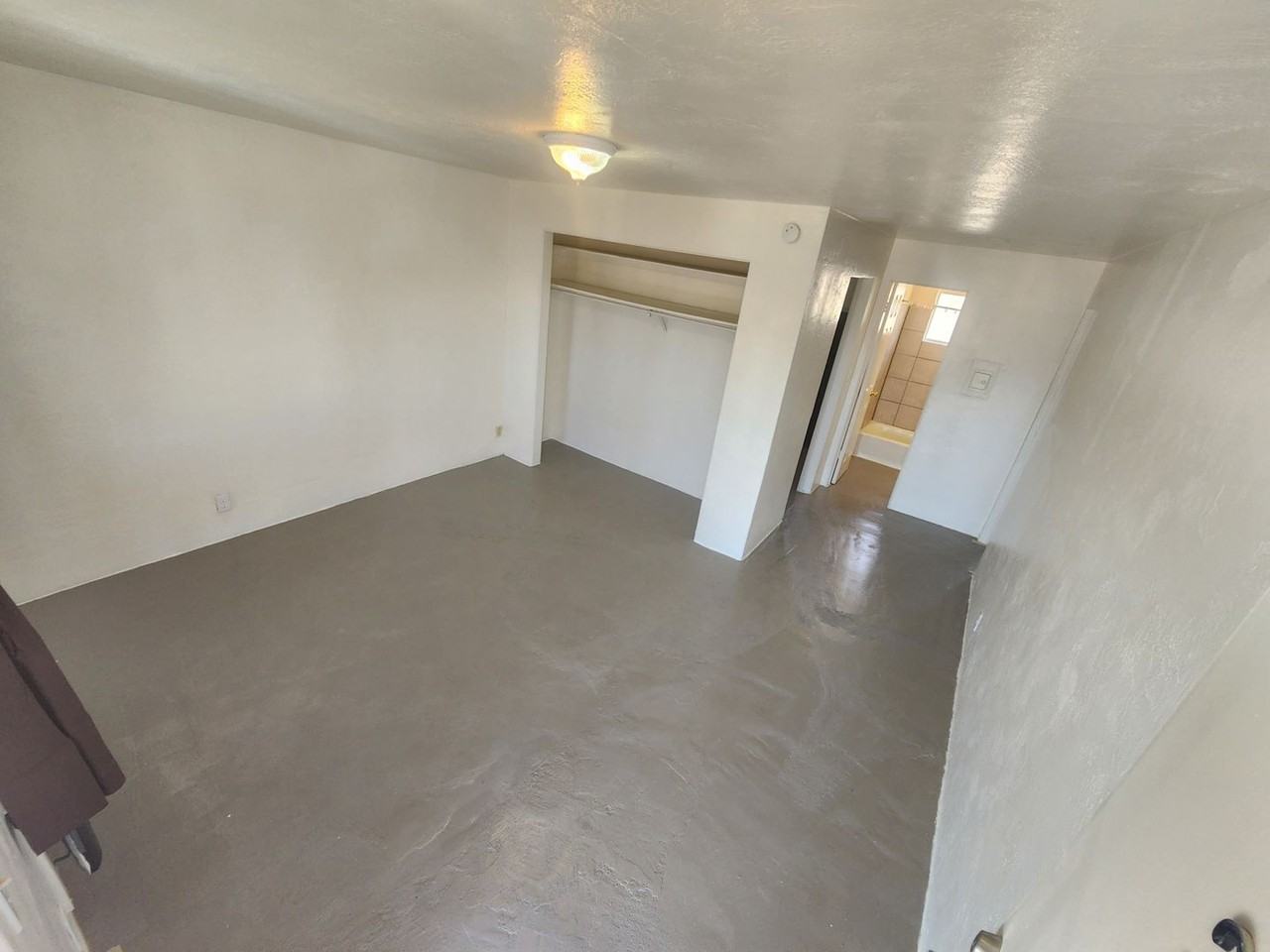 Virginia Motel - Photo 2 of 8