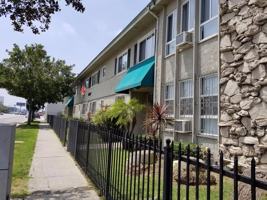 featured image of 11207 S Prairie Ave