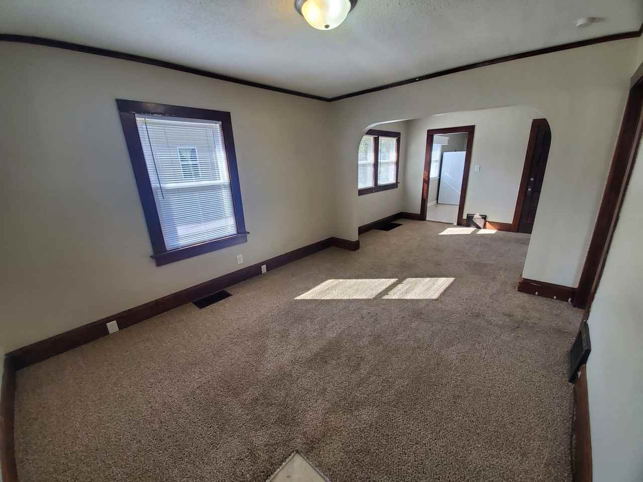 2616 Bowdoin St - Photo 2 of 16