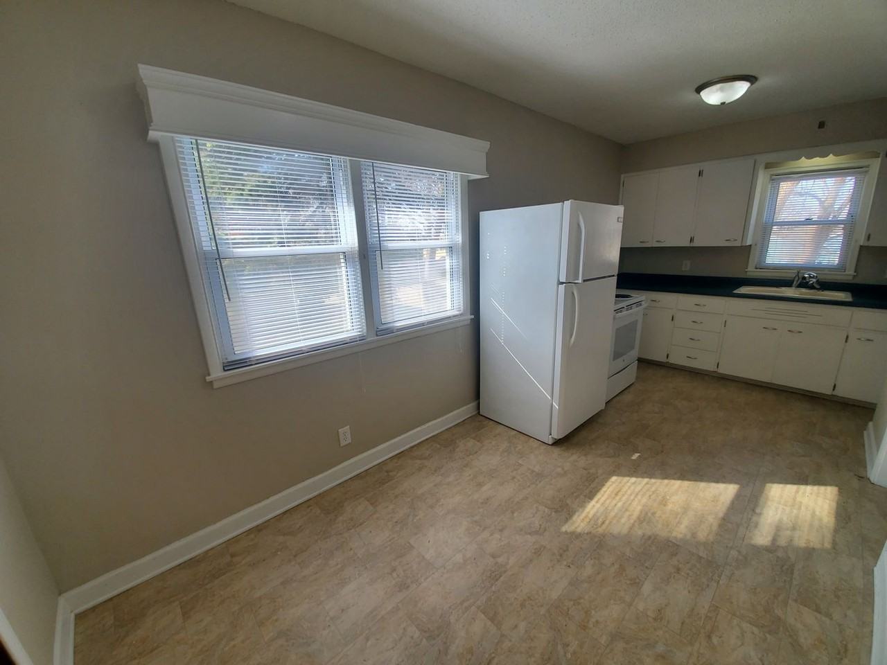 2616 Bowdoin St - Photo 6 of 16