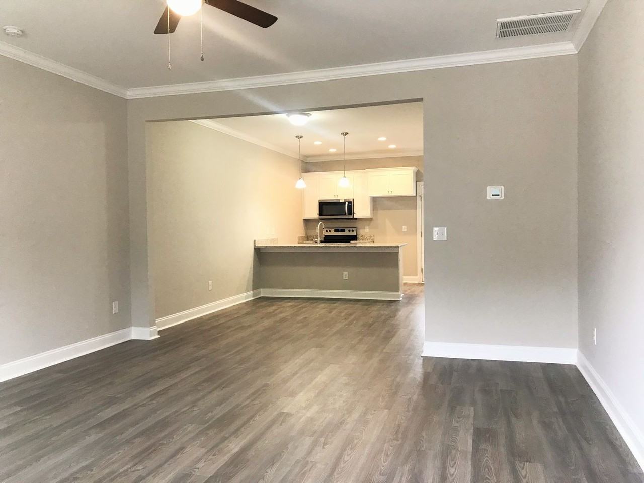 3939 Newhall Dr Nw ##Nw - Photo 3 of 17