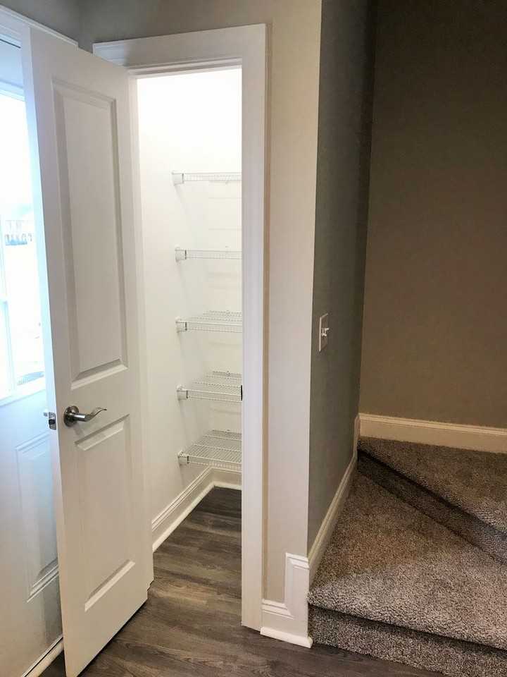 3939 Newhall Dr Nw ##Nw - Photo 7 of 17