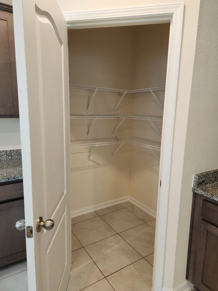 75037 Nassau Station Way - Photo 5 of 21