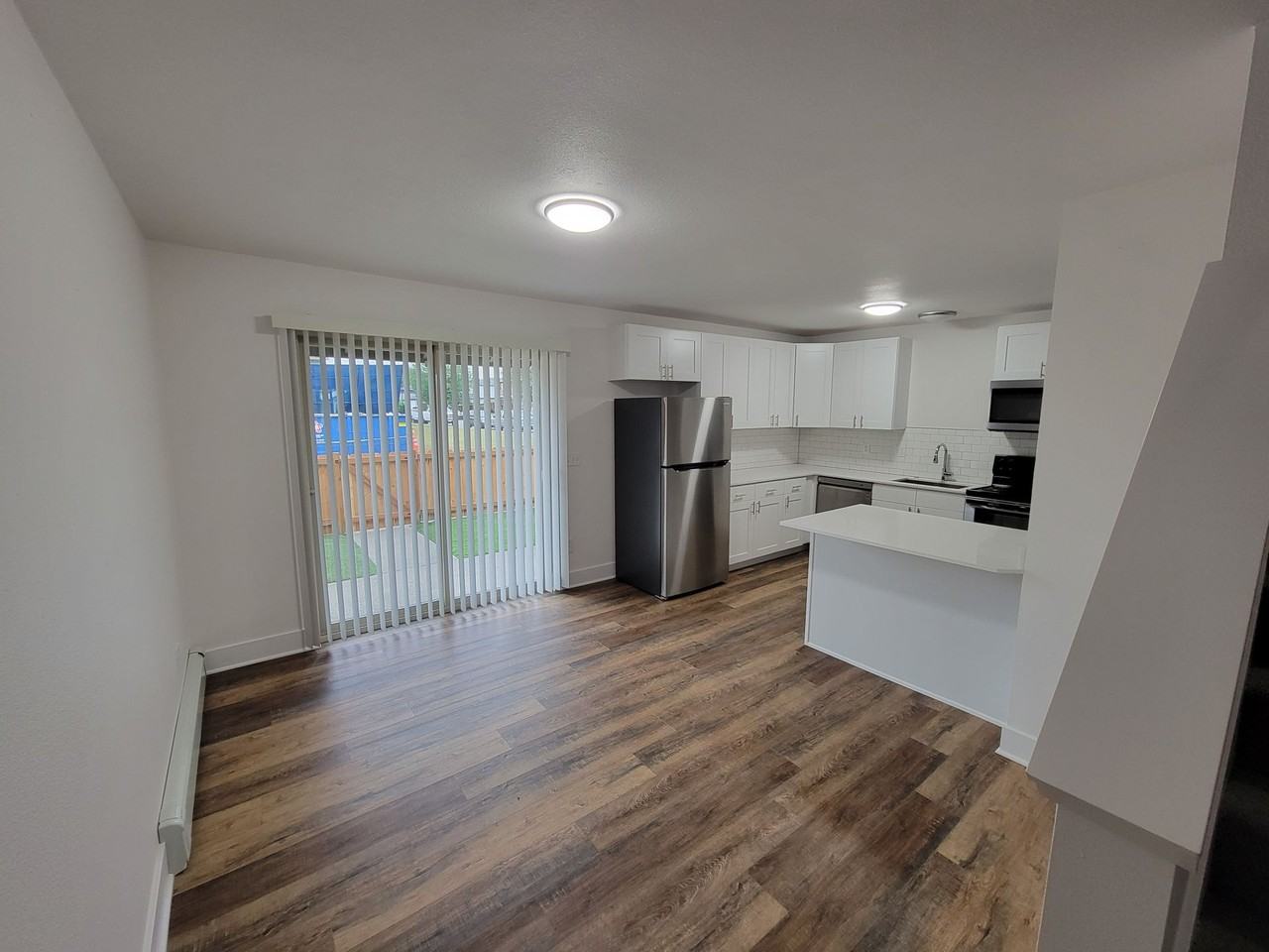 401 8th Street - Photo 5 of 19