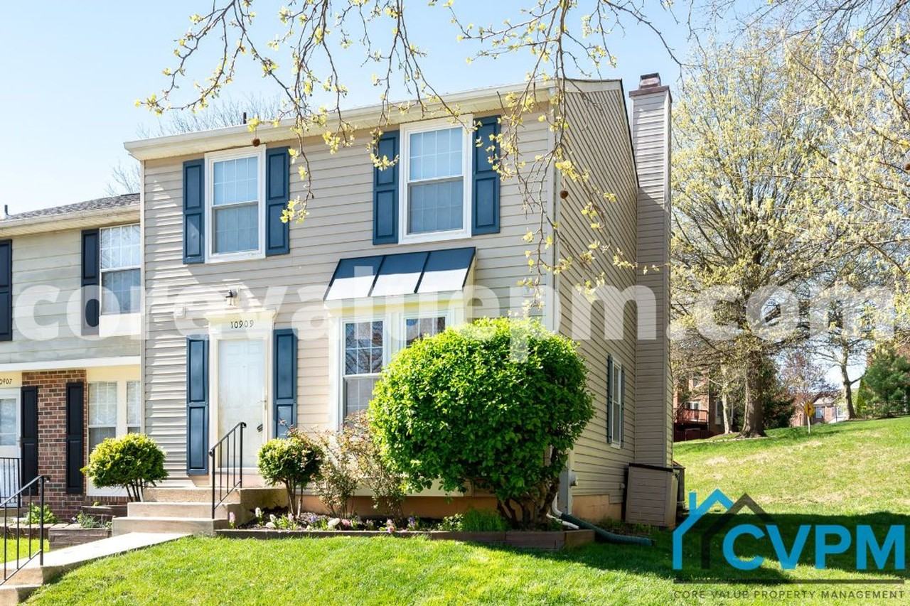 10909 Olde Woods Way - Photo 2 of 27