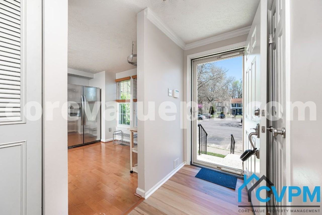 10909 Olde Woods Way - Photo 4 of 27