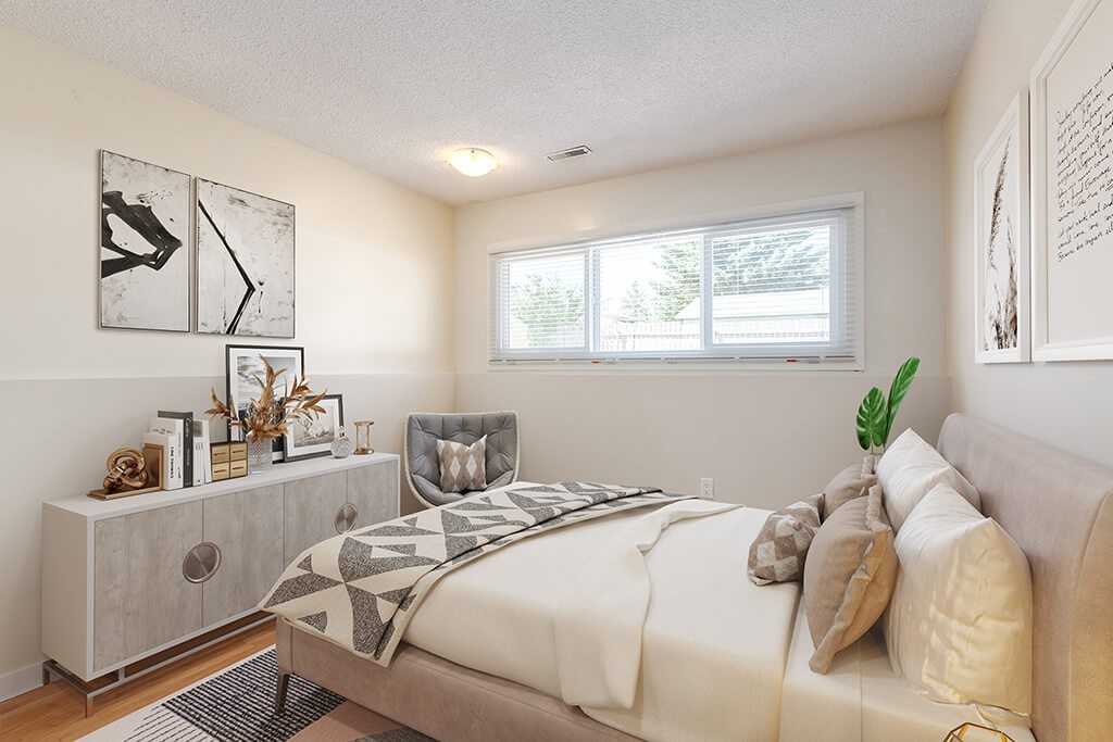 Stanley Apartments - Photo 2 of 10