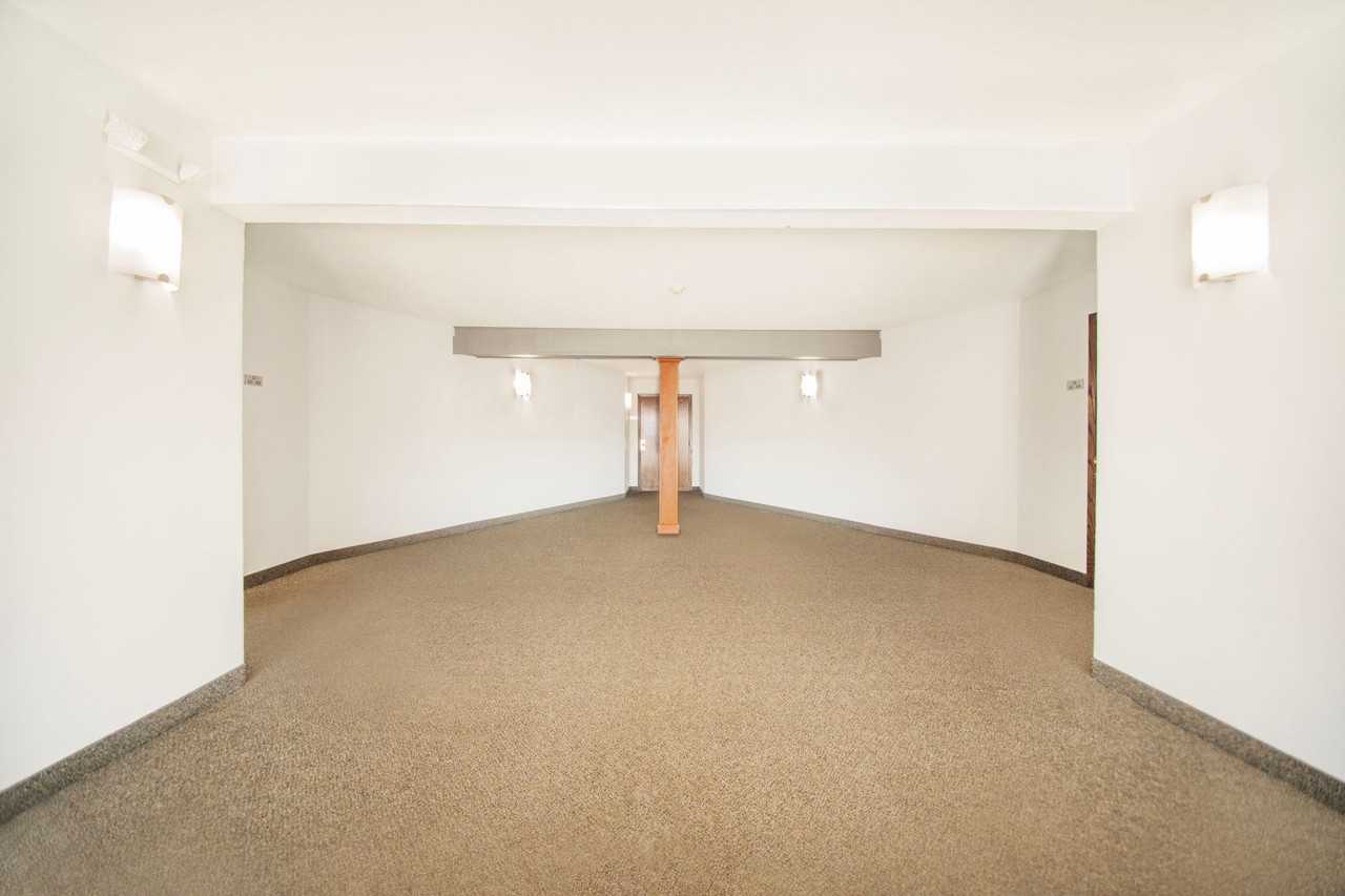 Riverview - Photo 6 of 72