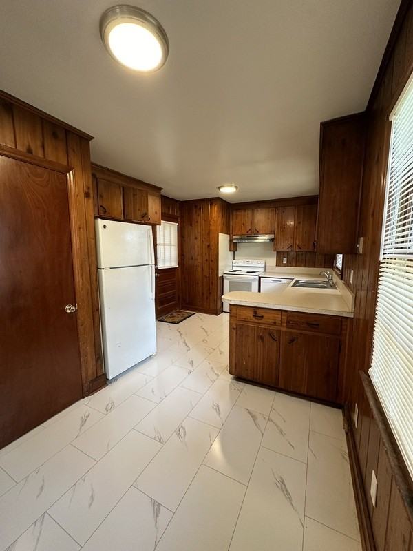 2901 Amity Garden Ct - Photo 3 of 8