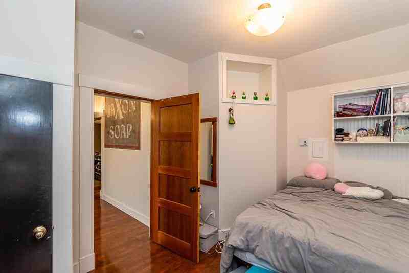 402 S 5th Ave #3B - Photo 4 of 8