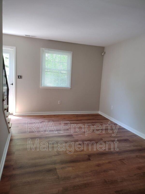 1509A Sunnyside Ave - Photo 2 of 11