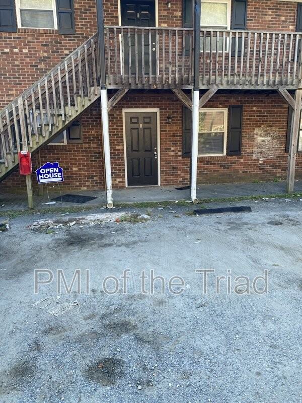 1600 Oak Croft Ct #C - Photo 2 of 24