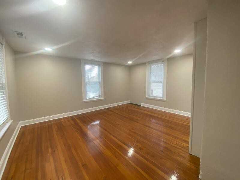 2905 Charleston Ave - Photo 2 of 19