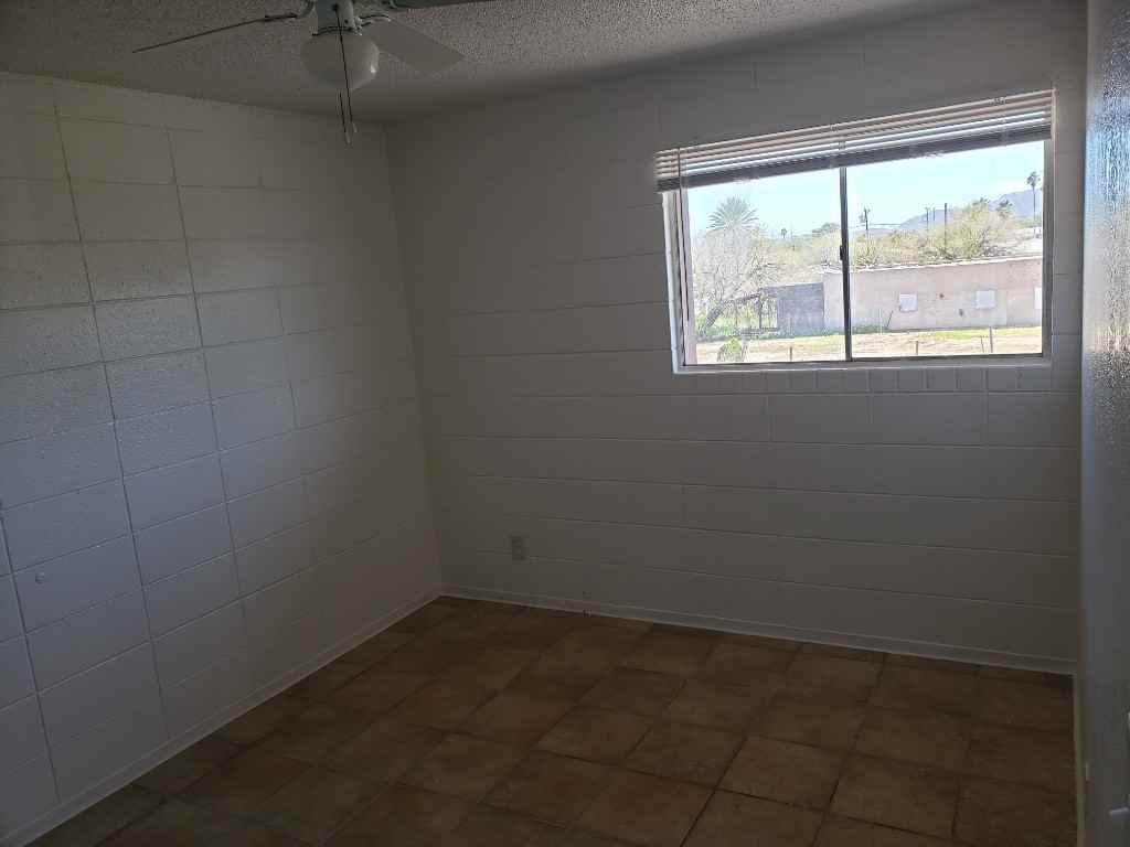 401 N D St #28 - Photo 6 of 20