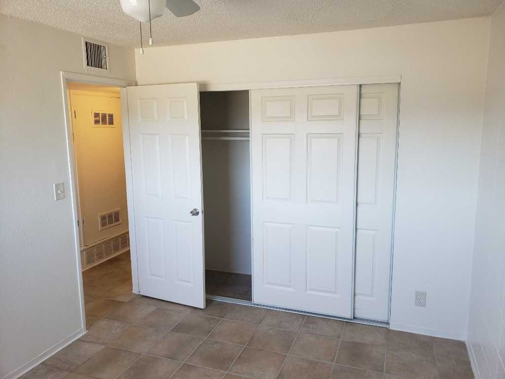 401 N D St #28 - Photo 7 of 20
