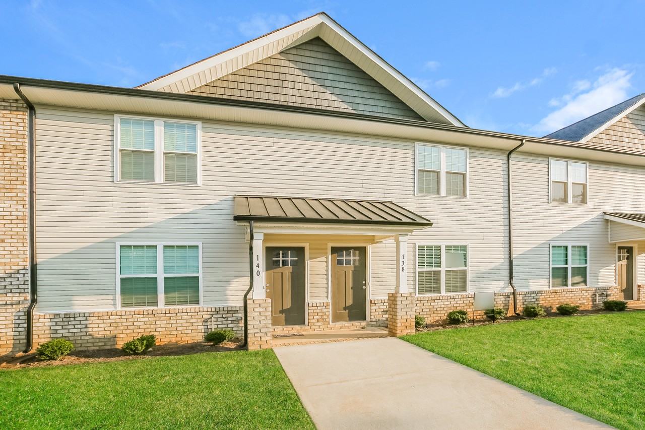 132 Rowan Summit Dr - Photo 2 of 16