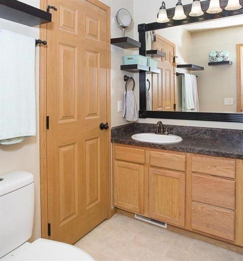 1222 Mossman Dr - Photo 6 of 7