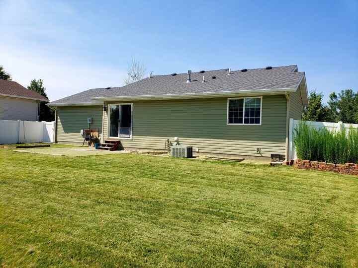 1222 Mossman Dr - Photo 7 of 7