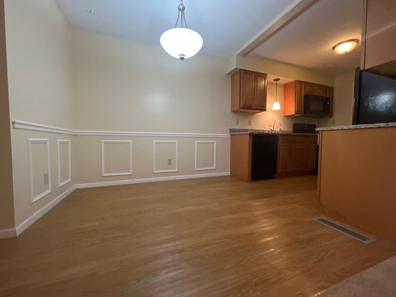 Cedarstone Apartments - Photo 7 of 13