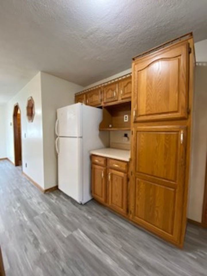 224 Home Ave - Photo 3 of 34