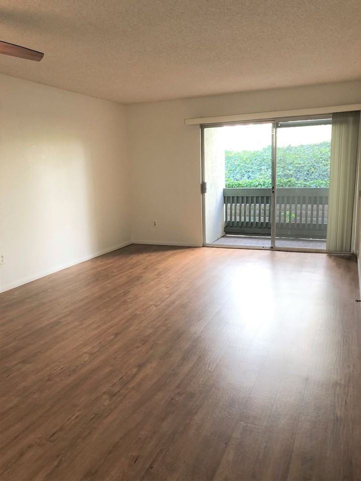 4060 Huerfano Ave - Photo 4 of 15