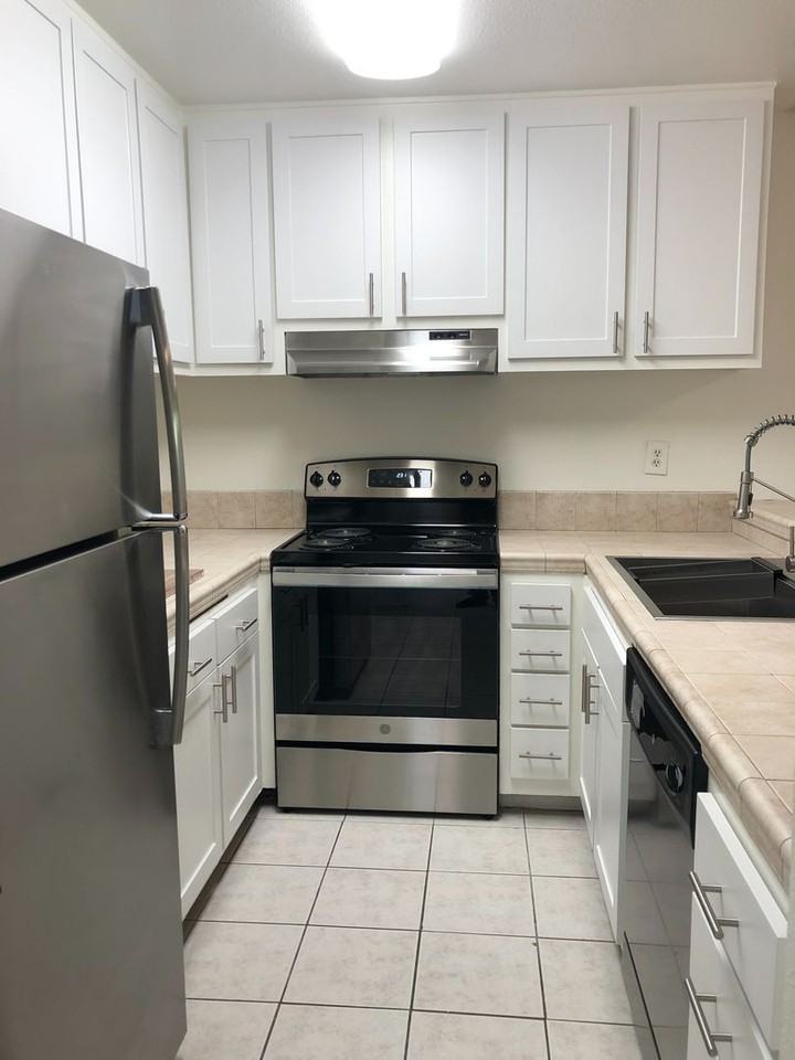 4060 Huerfano Ave - Photo 6 of 15