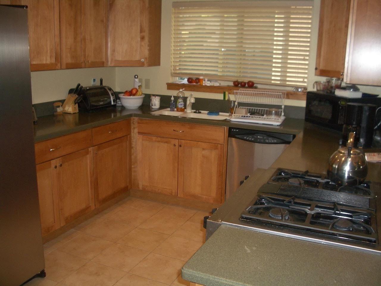 4700 W Moorhead Cir - Photo 5 of 11