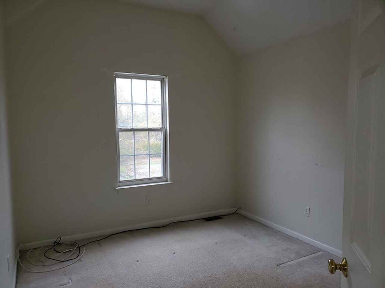 173 Dicenzo Blvd - Photo 3 of 20