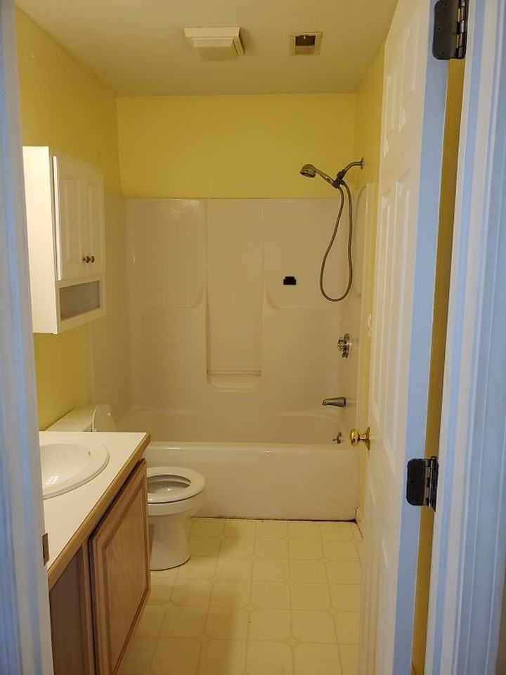 173 Dicenzo Blvd - Photo 5 of 20