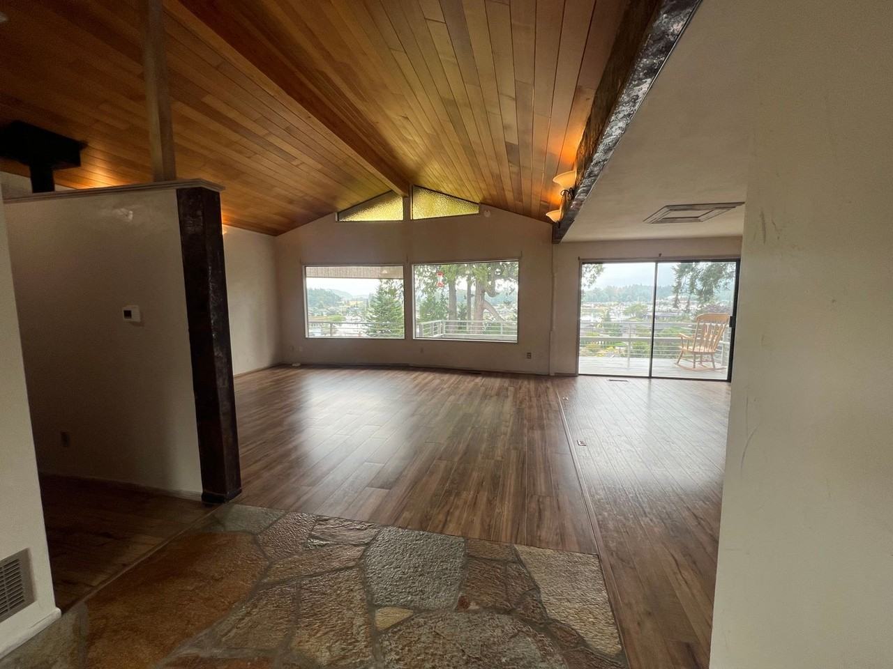 228 Skagit Way - Photo 3 of 39