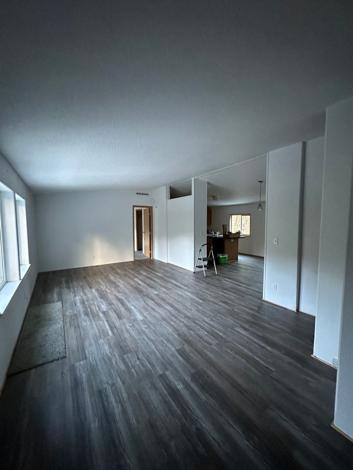 425 Wilbur Rd - Photo 4 of 16