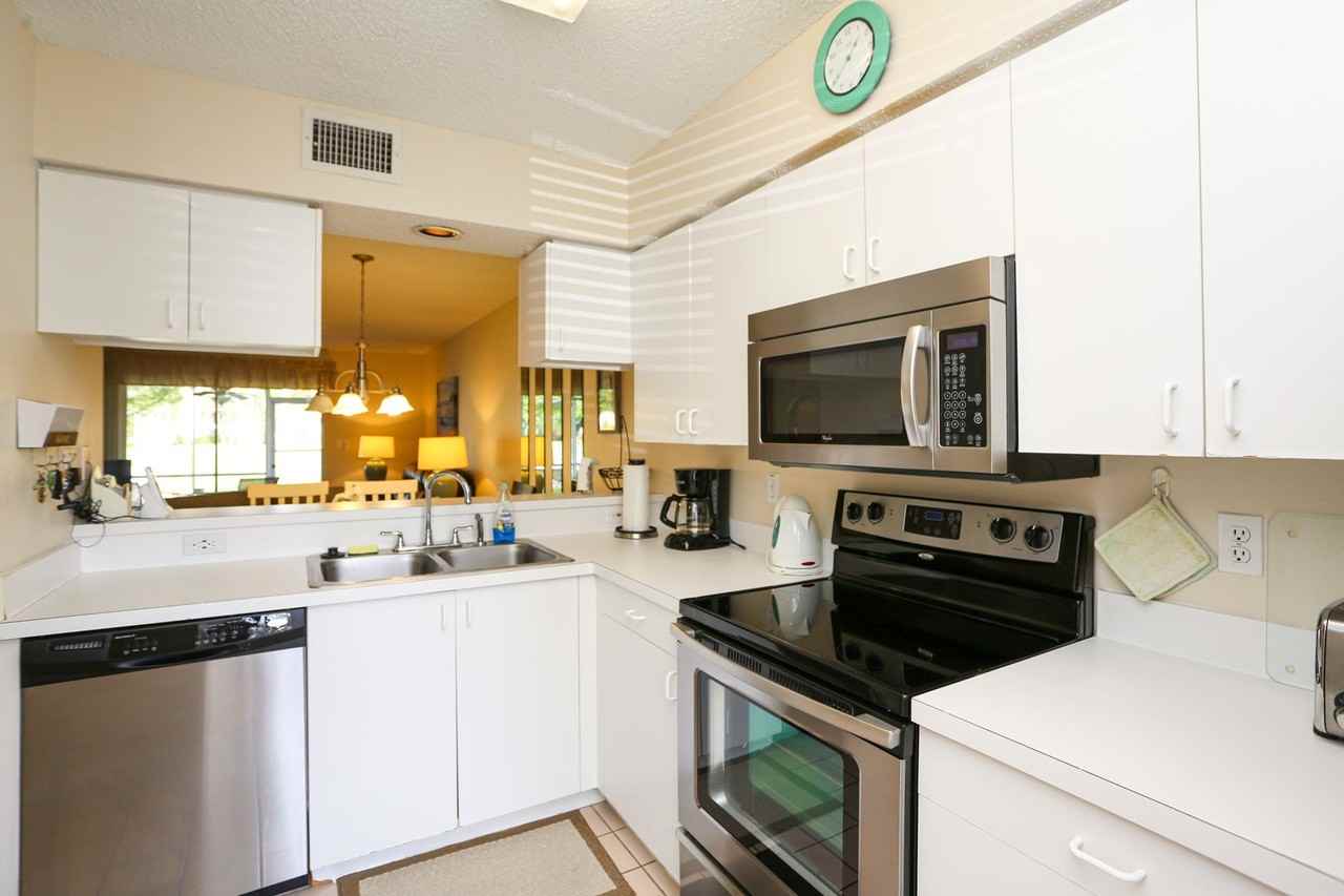 287 Quail Forest Boulevard #117 - Photo 4 of 30