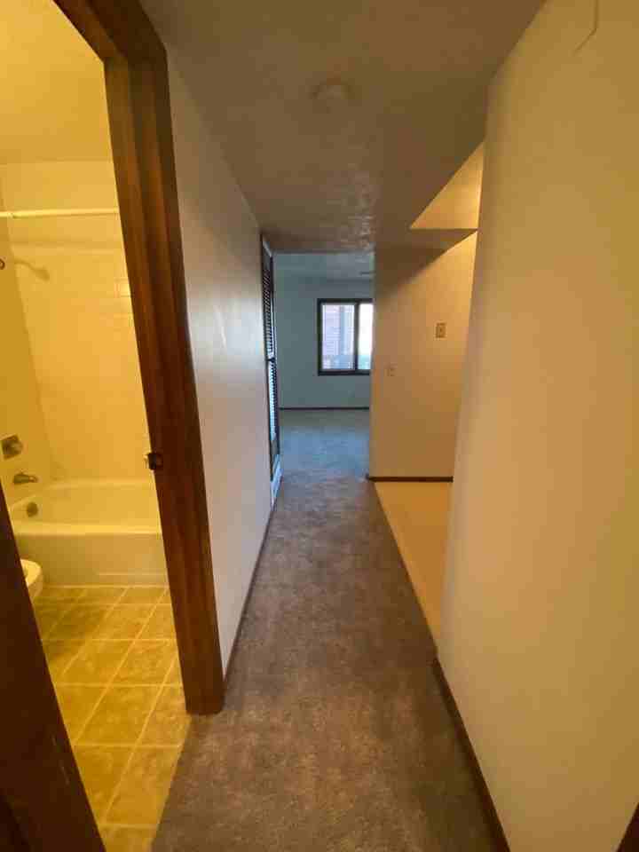 4917 Walker Ave - Photo 3 of 5