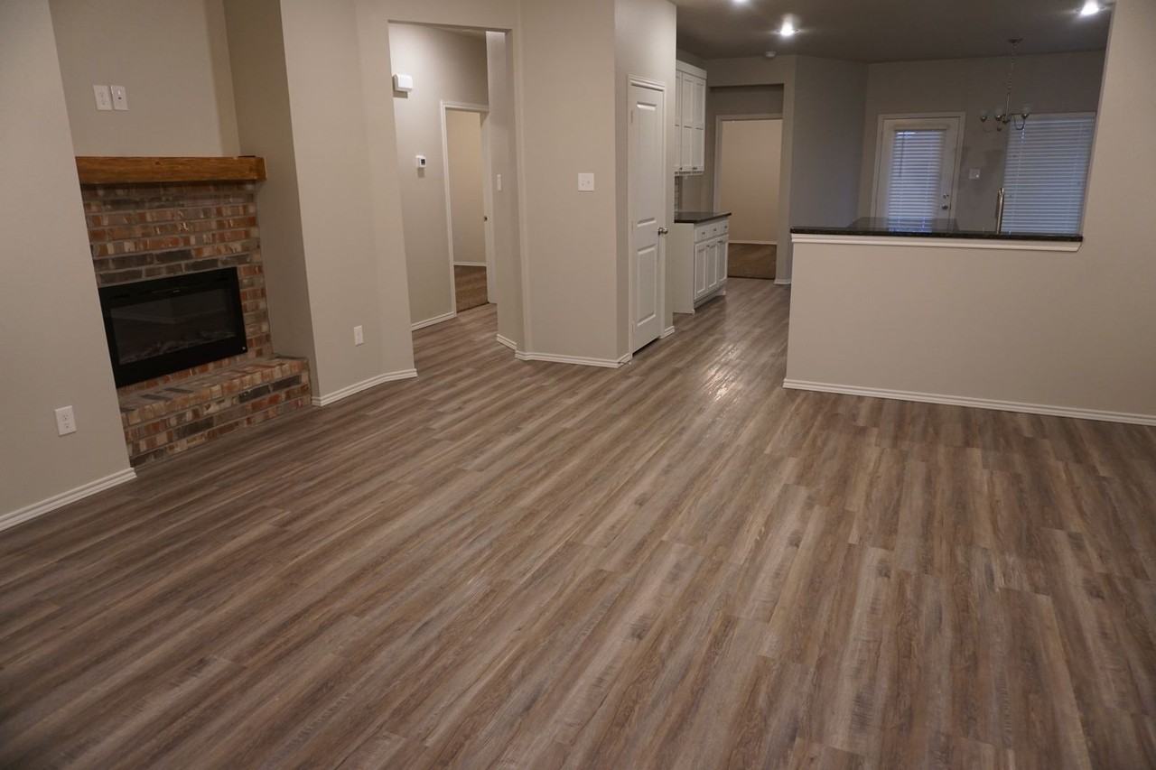 5904 Itasca St - Photo 3 of 13