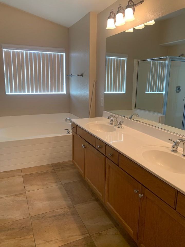 211 Wicked Wedge Way - Photo 3 of 16