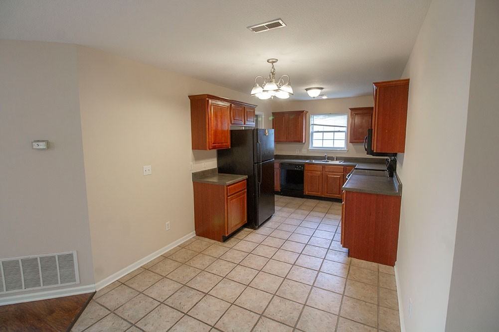 1891 Harmony St - Photo 4 of 30