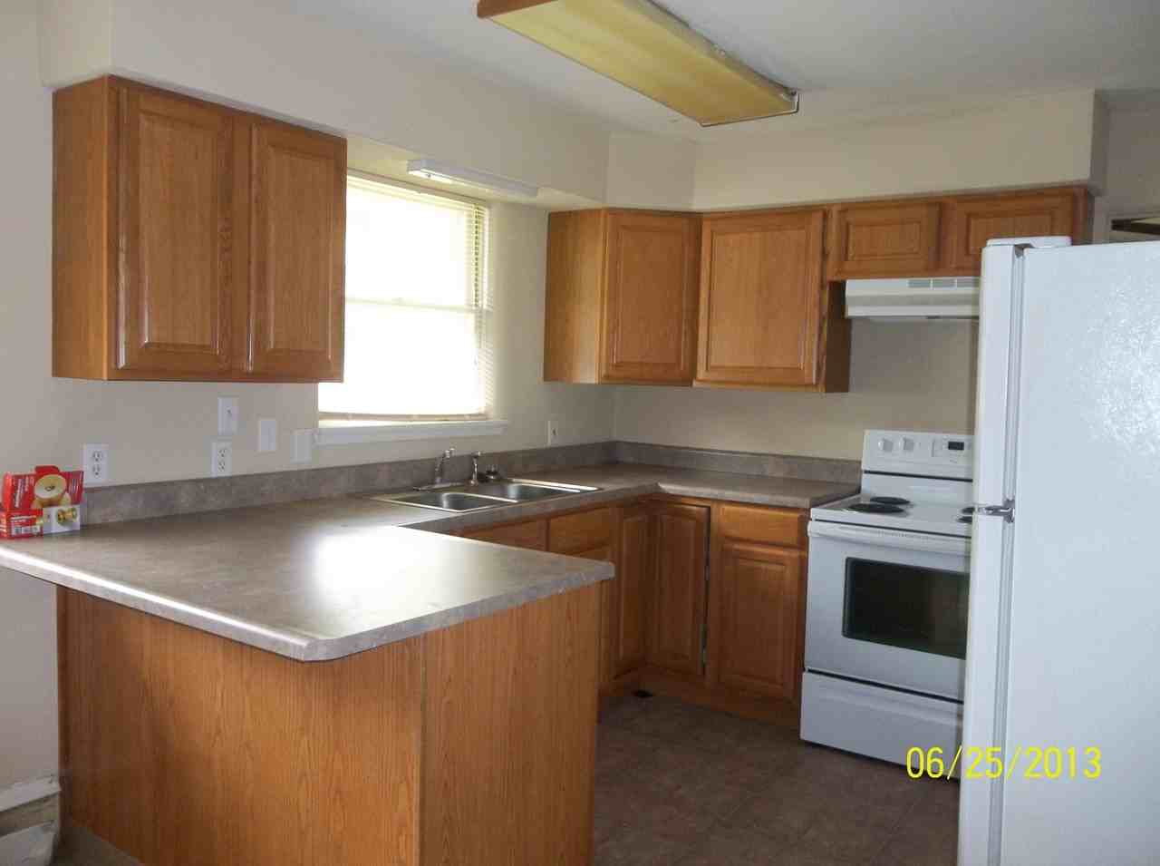 301 N Normal St - Photo 3 of 9