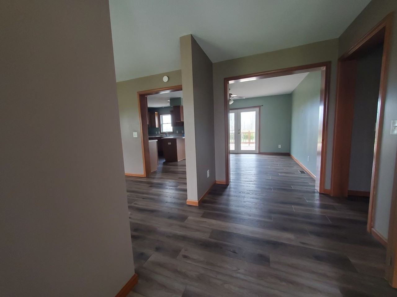 1336 N County Road 300 W - Photo 2 of 26