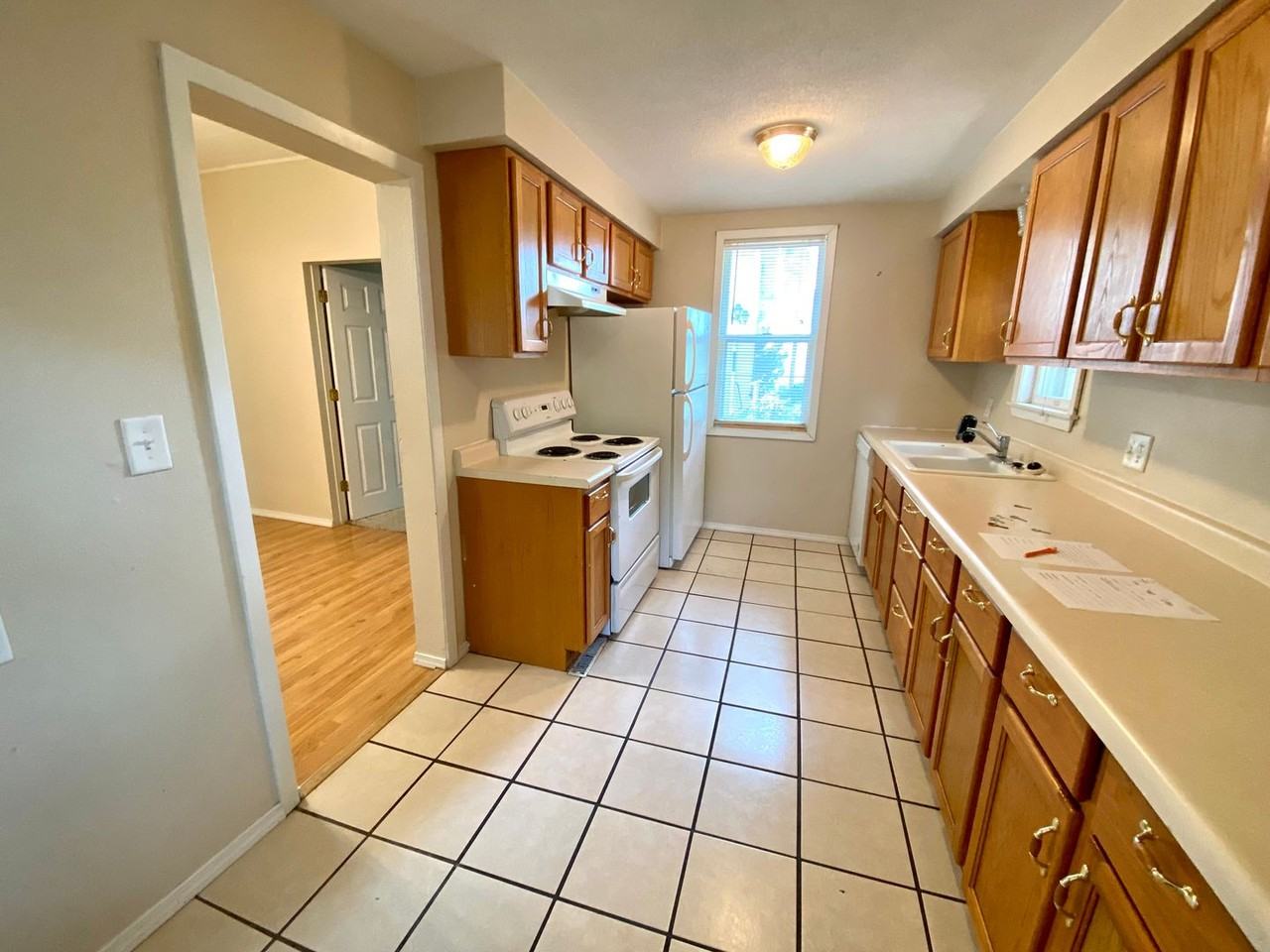 706 10th Street North - Photo 6 of 19