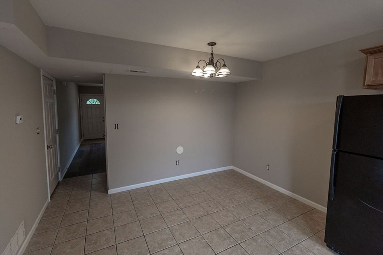 1302 E Brown School Rd - Photo 6 of 29