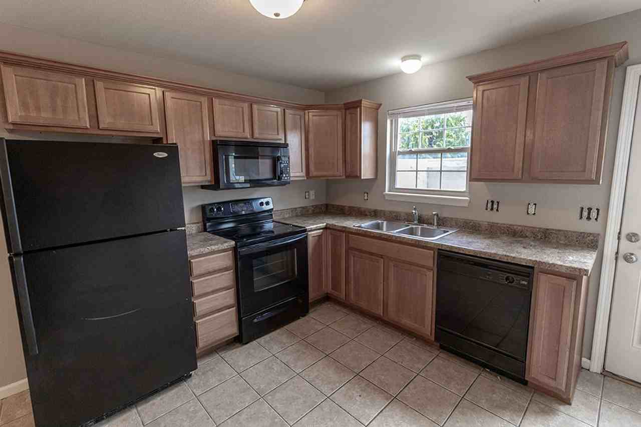 1302 E Brown School Rd - Photo 7 of 29