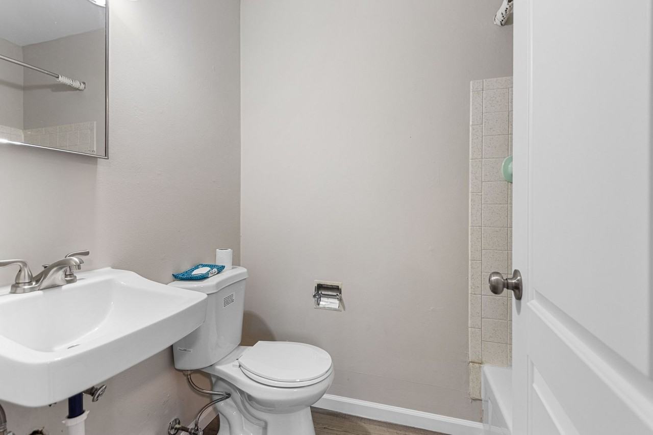 2805 10th Street - Photo 3 of 14