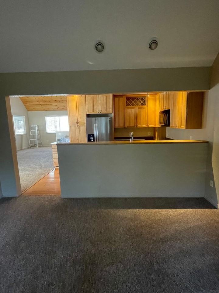 17185 Trailwinds Pl - Photo 5 of 12