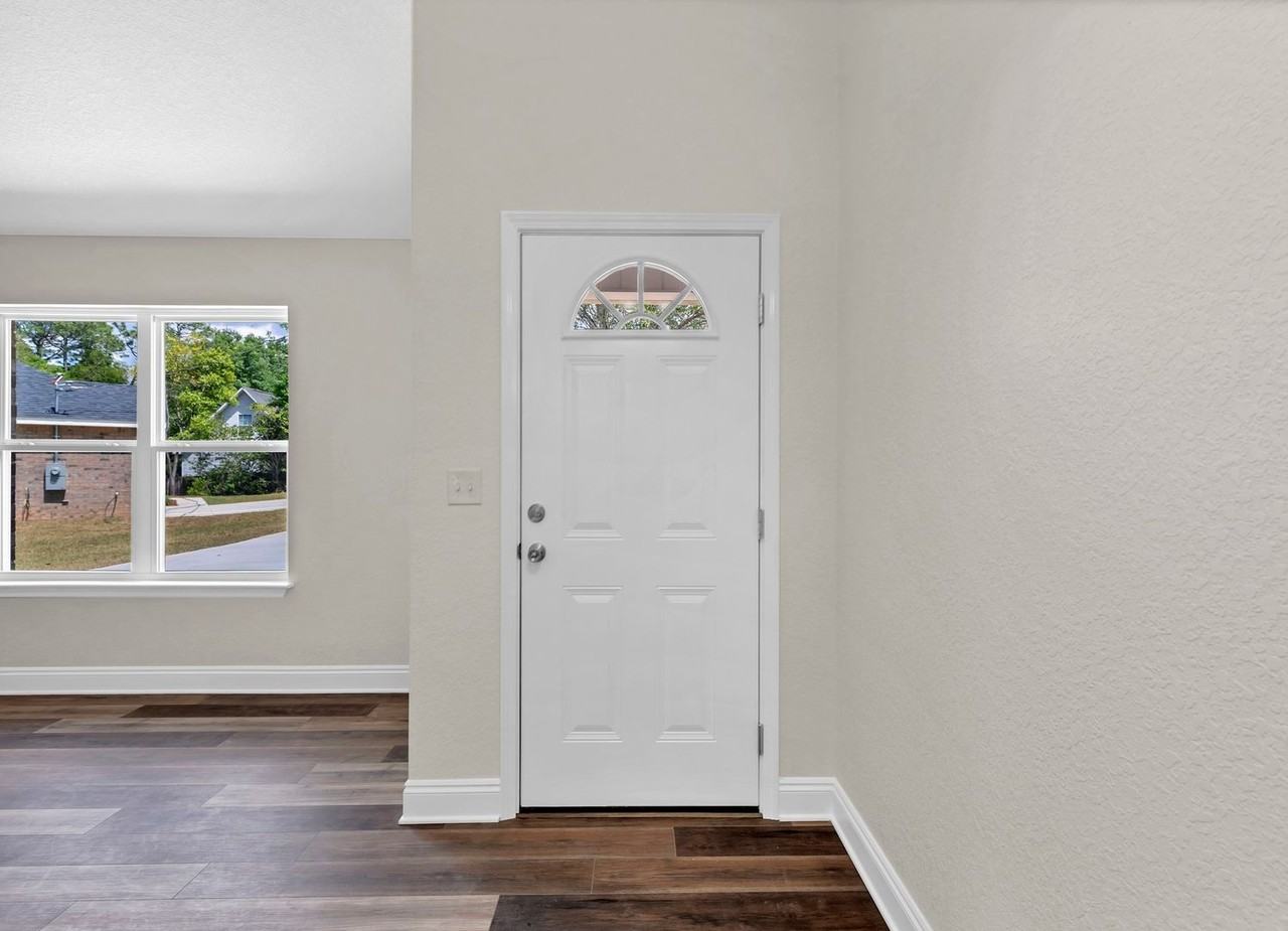 106 Eastview Dr - Photo 3 of 24