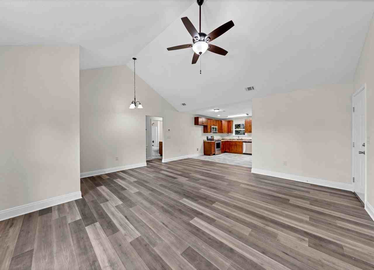 106 Eastview Dr - Photo 5 of 24